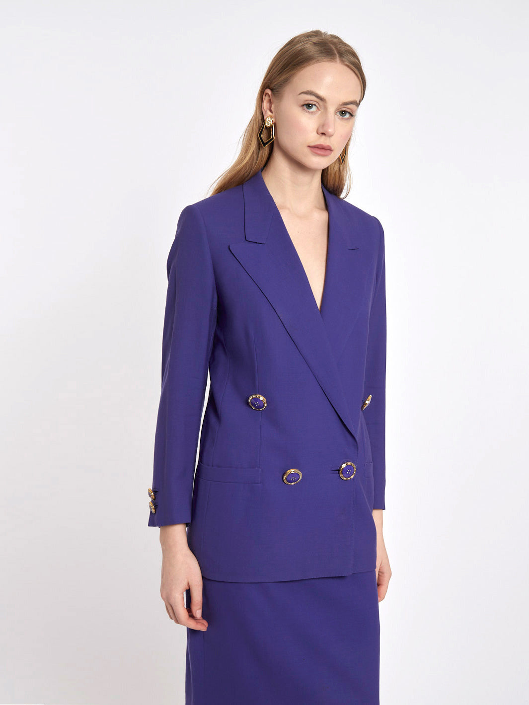 1980s Gianni Versace purple women suit in wool with large buttons