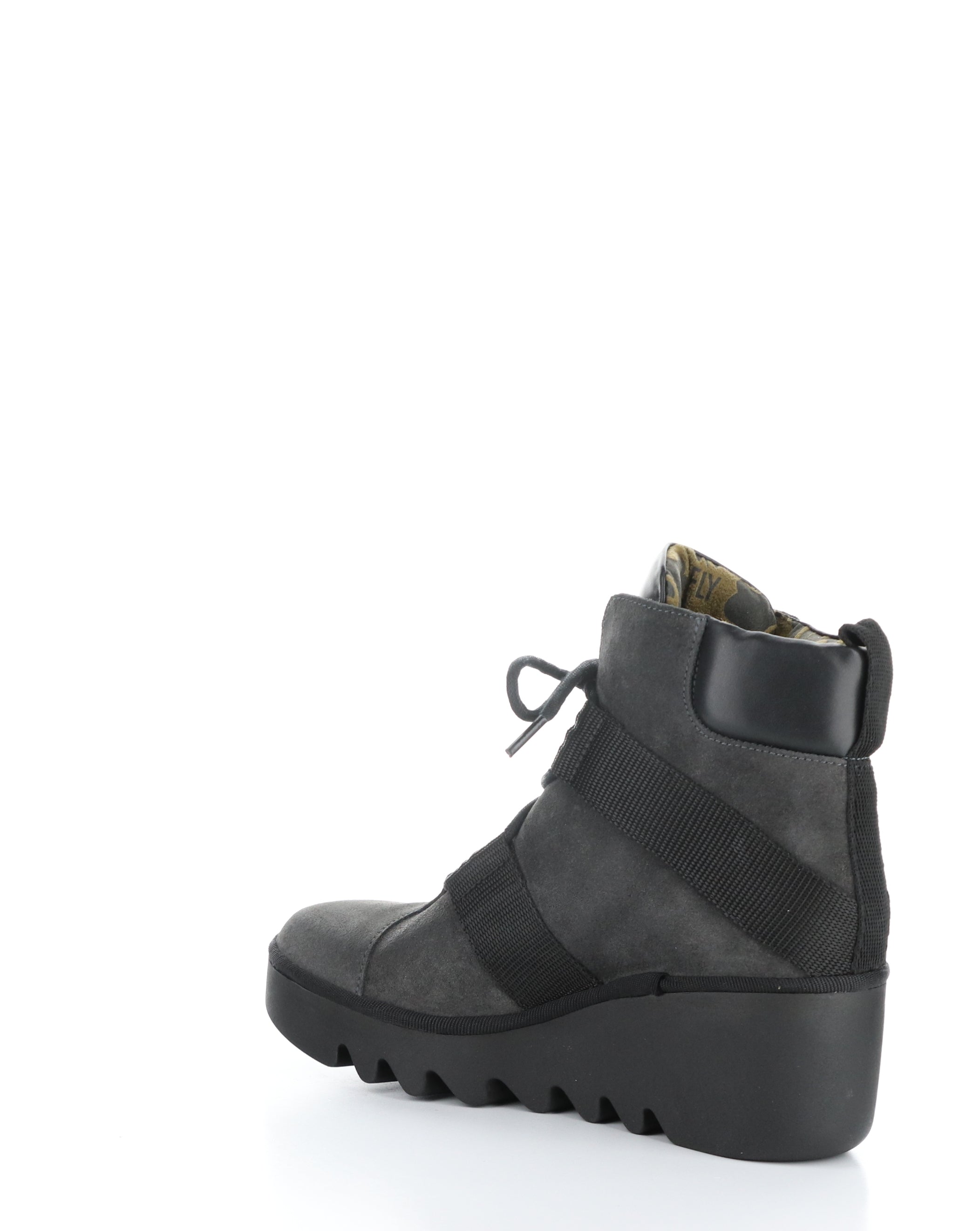 BLOM460FLY 003 DIESEL/BLACK Round Toe Boots