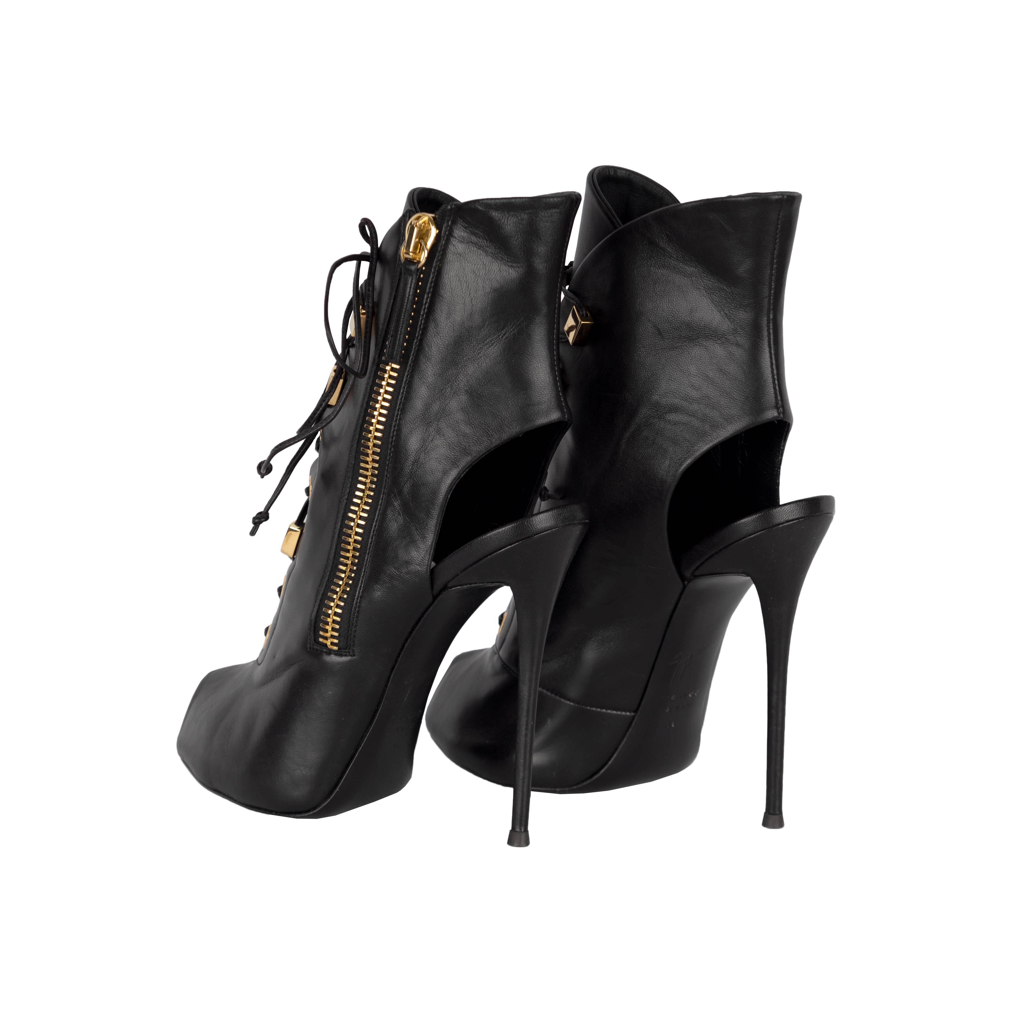 Giuseppe Zanotti Laceup Peep-toe Ankle Boots - '10s