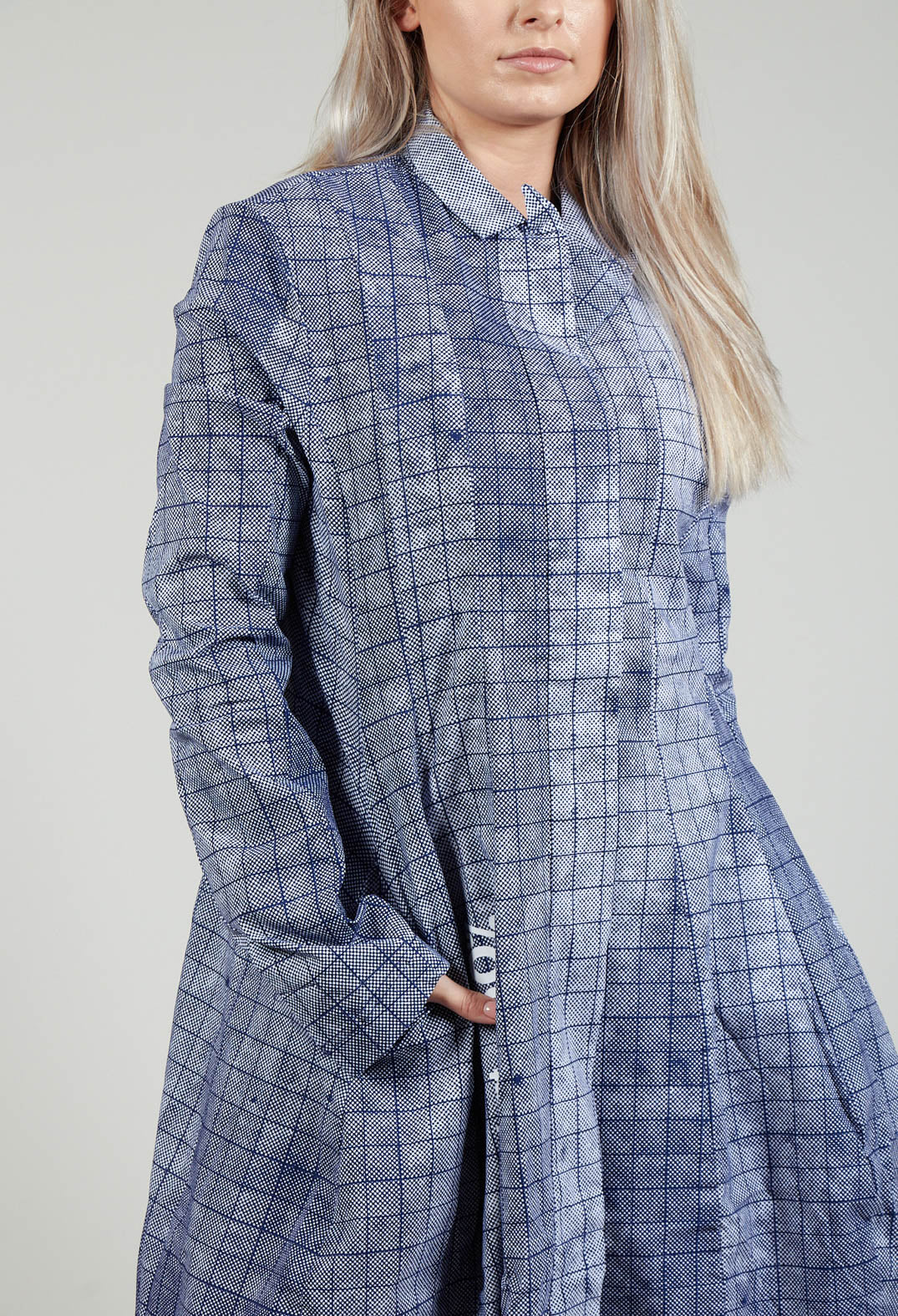 Lightweight Coat with Tulip Hem in Placed Azur Print