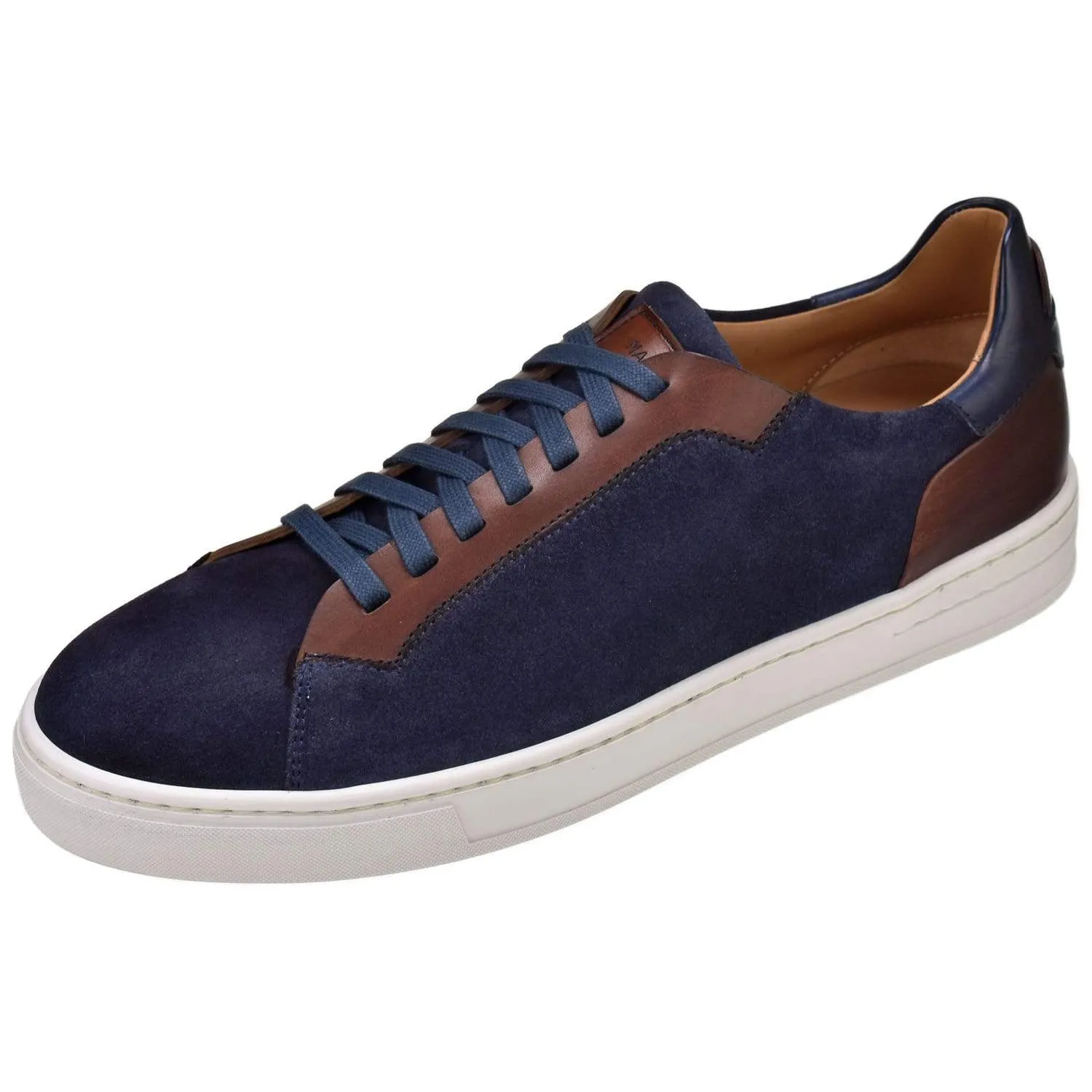 Soria Sneaker